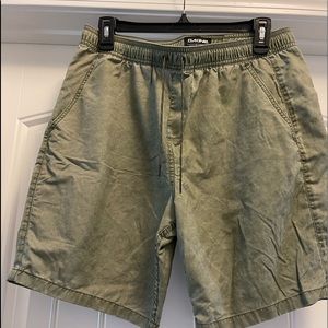 Dakine shorts